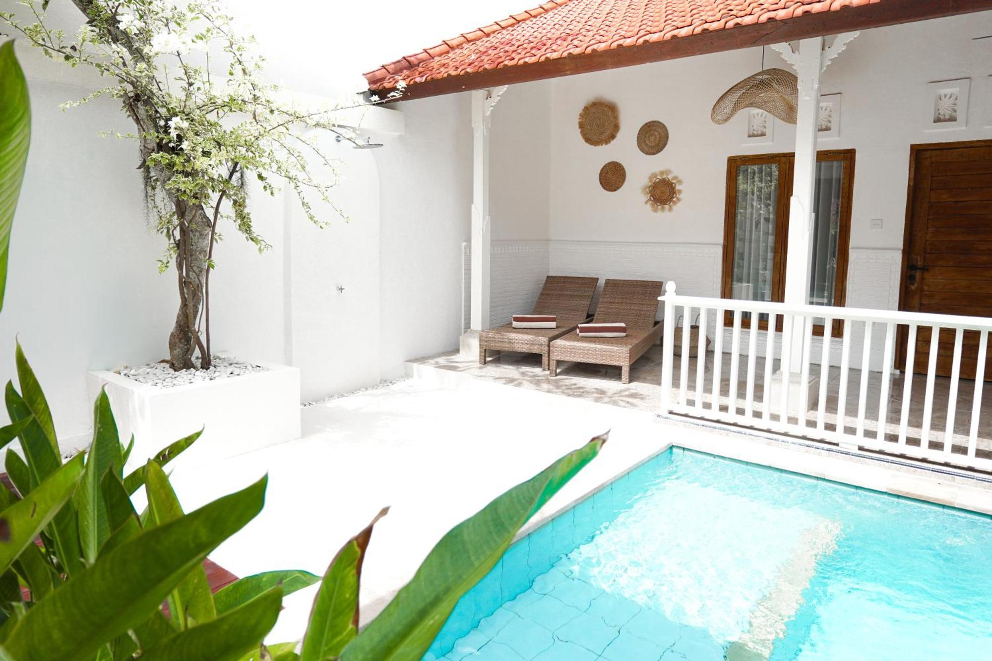 Adara Balangan Uluwatu (Bali)